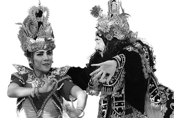 HUTRI Ornament